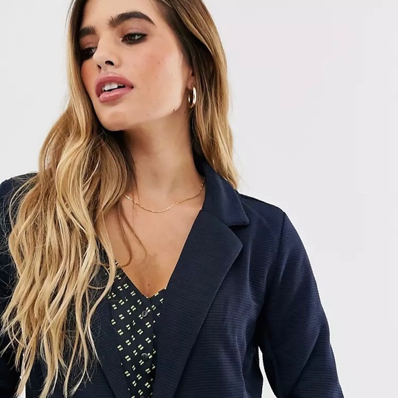 JACQUELINE DE YONG // Navy blazer, single button - Picture 4 of 6